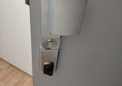 poignee-blindee-magnetique-paliere