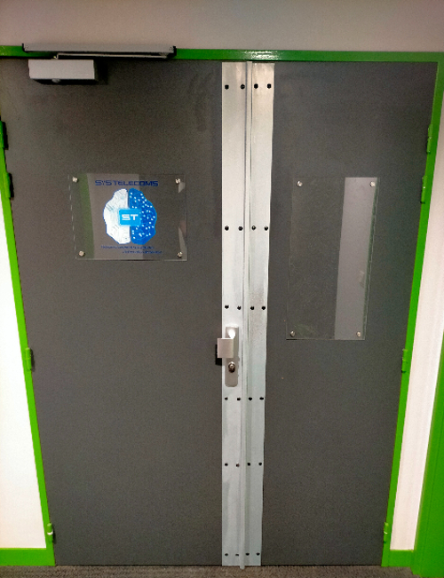 plat-de-recouvrement-pour-porte-double-vantaux
